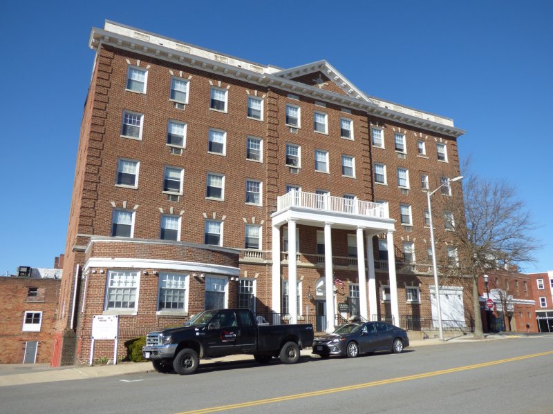 Colonial Hotel 4-9-23