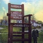 gardner-largestchairintheworld
