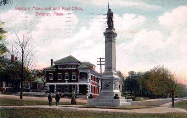 gardner-soldiersmonumentandpostoffice