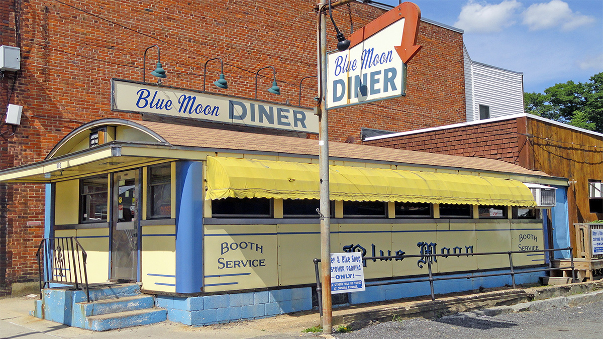 bluemoondiner-1200