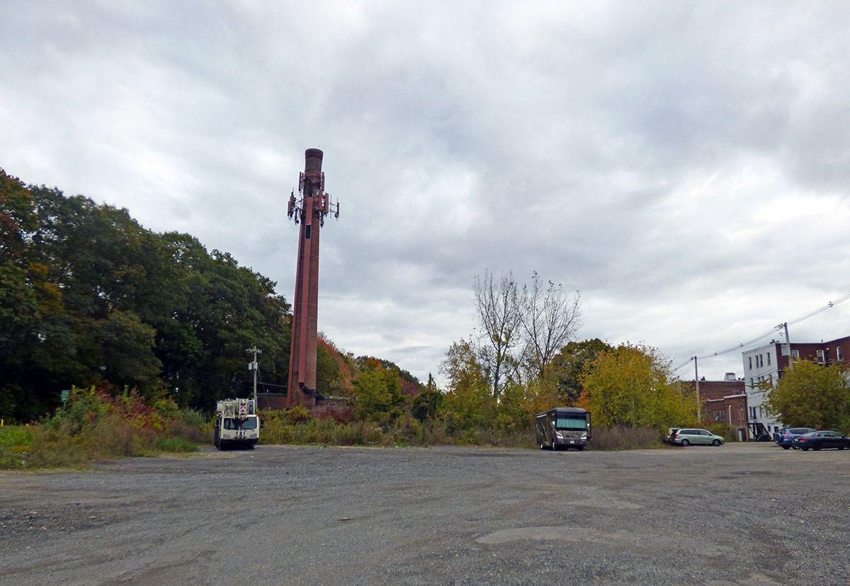 Rear Main Street vacant lot